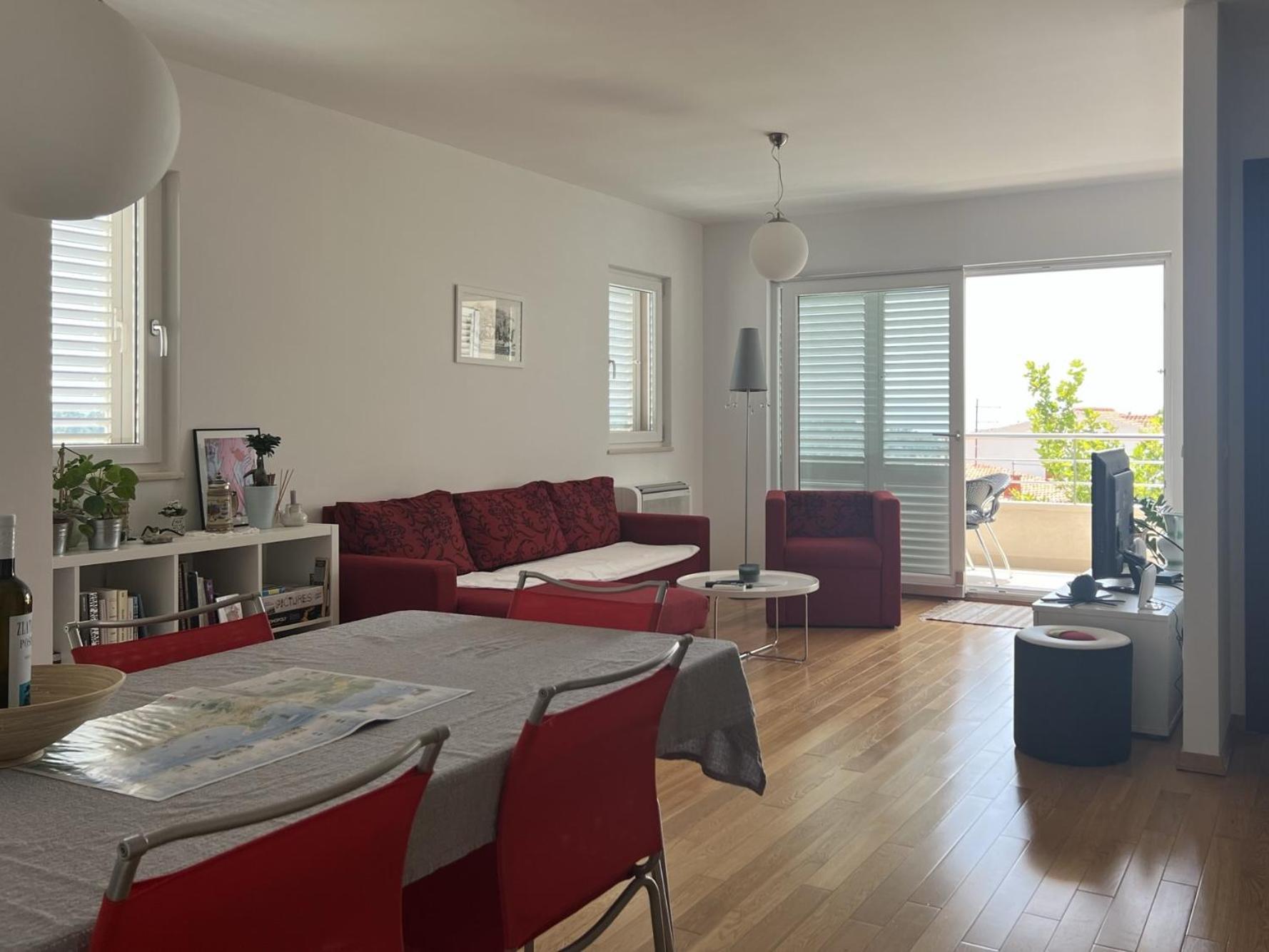 Apartment Lucija - Cozy Flat In The City Center With A Sea View & Parking Makarska Dış mekan fotoğraf
